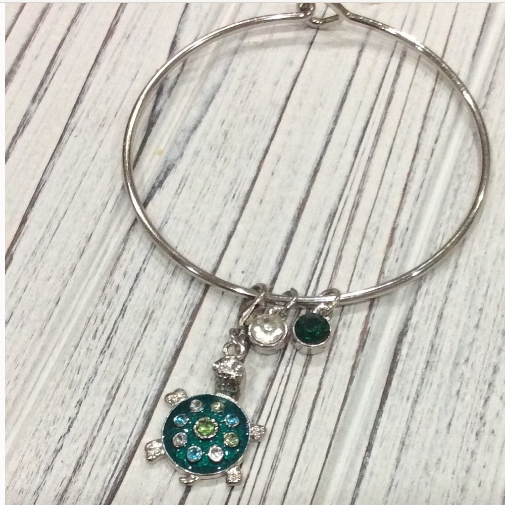 Turtle Swarovski Crystal Charm Bracelet NEW